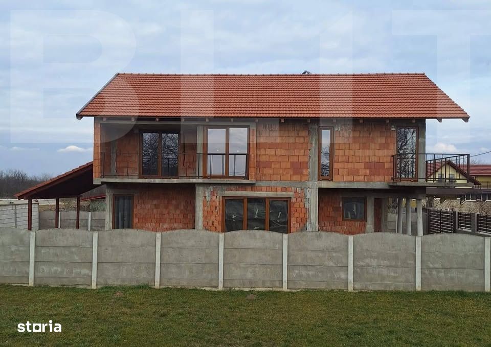 Vand casa la gri in Sat Costeiu str.  crizantemelor nr.235