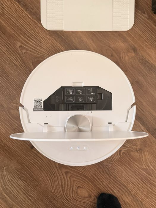 Dreame L10s Ultra Gen – робот прахосмукачка и моп станция