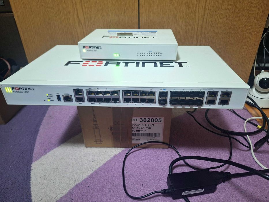 Firewall router Fortinet Fortigate 60F sau 100F cu FortiCloud Key