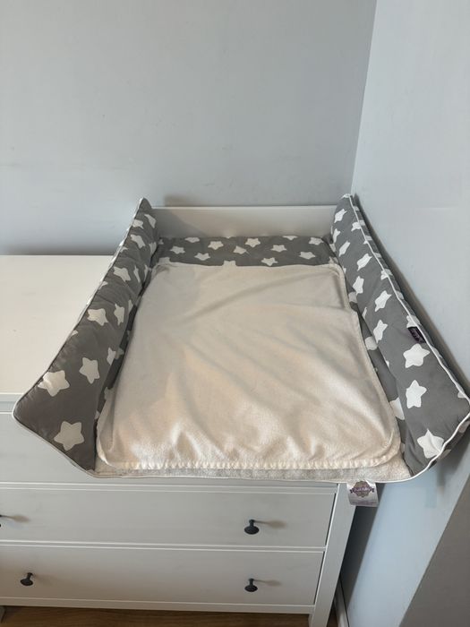 Comodă Hemnes cu masă de înfășat