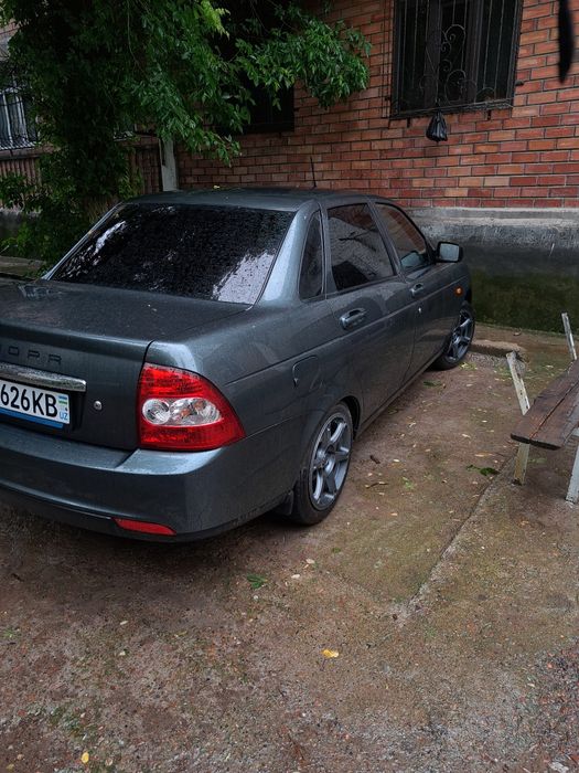 Продается приора