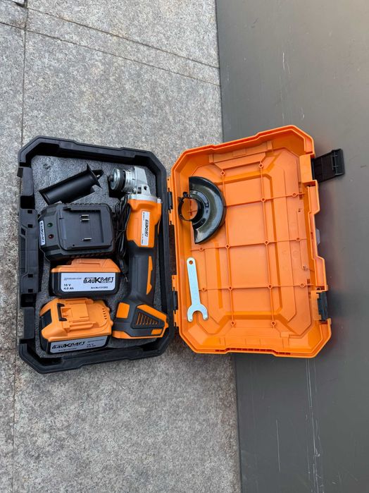 Ъглошлайф безчетков Ø125mm 18V 2x4Ah куфар BK-BAG73