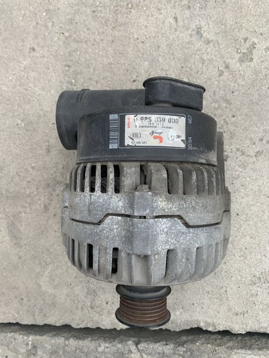 Продам генератор от Бмв Е34