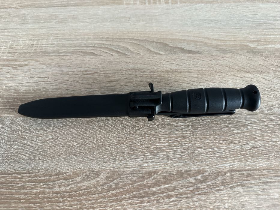 Продавам Чисто Нов Нож Glock