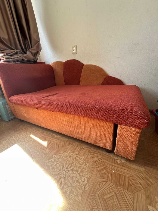 Диван в отличном состоянии