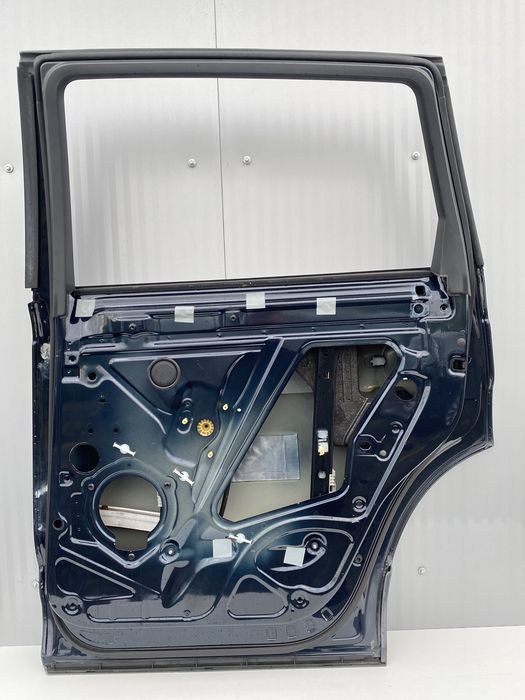 USA Dr spate Audi Q7 cod de culoare LC5F