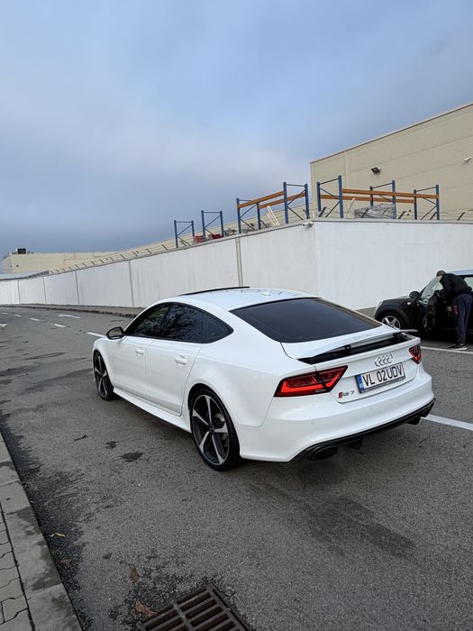 Audi RS7 560 cai!!!