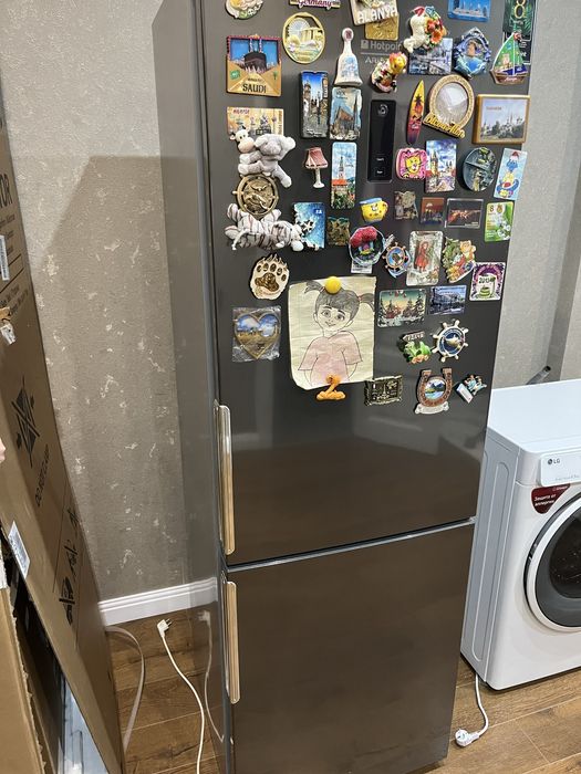 Продам холодильник