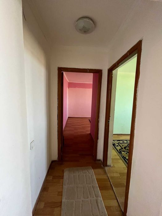 Продаётся самая дешёвая 3-комнатная квартира на НУРСАТЕ. Этаж 8 из 9.