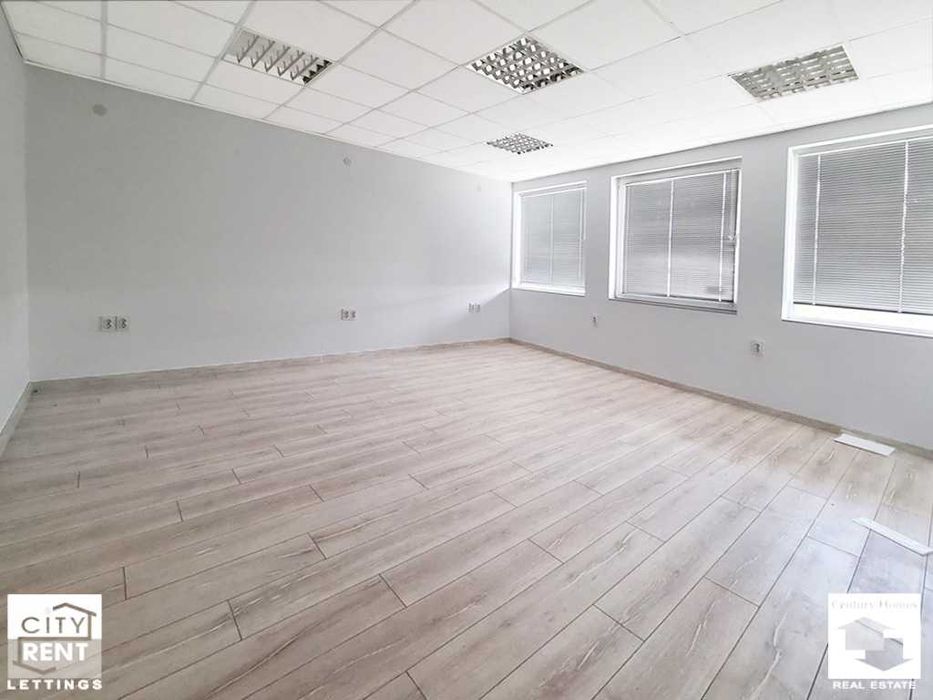 Дава се под наем Офис в Велико Търново, Център - 156 кв.м за 1000 € - Снимка #8