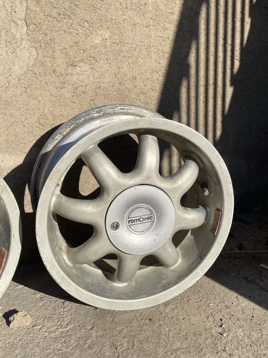 Продам оригинальные легкосплавные диски "Remotec"