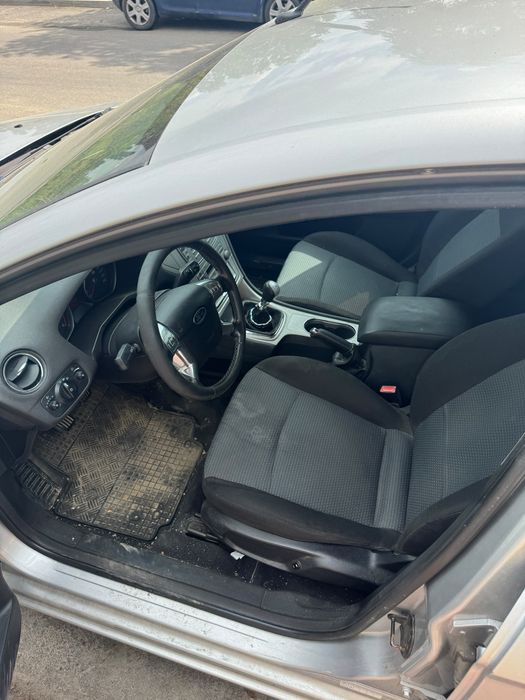 Ford mondeo mk4 2.0 diesel 140 cp
