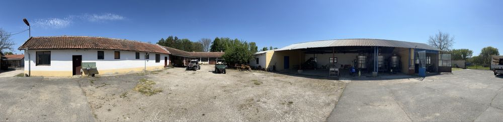 Производствена база