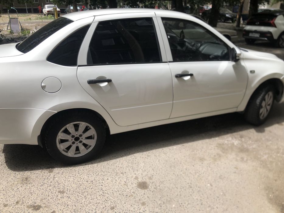 Продам LADA Granta 2013 года