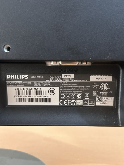 Monitoare PC LED/LCD 18.5" – Philips 193V5L & LG Flatron W1941S (Complet funcționale)