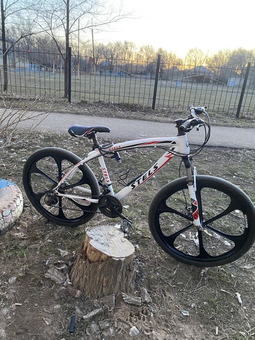 Продам велосипед STELS