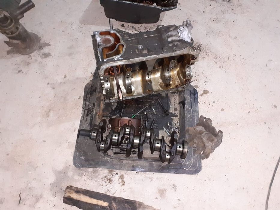 Продам запчасти на Honda Stream.