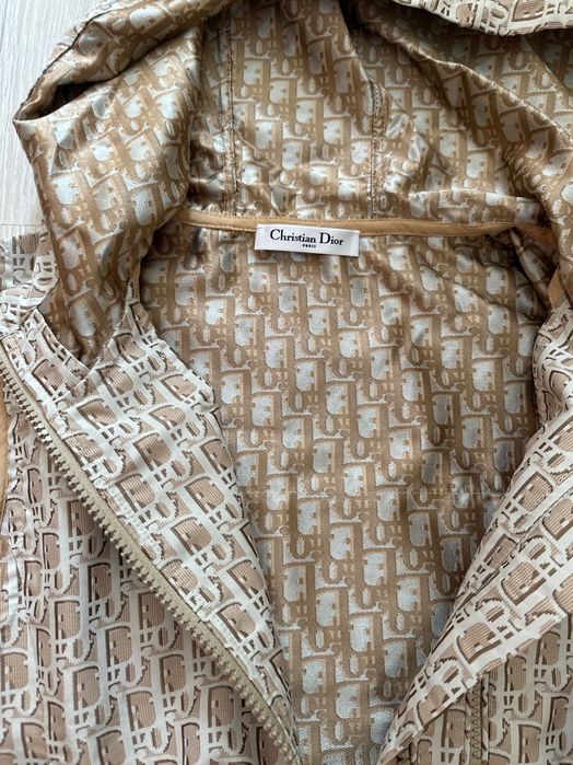 Двойка Cristian Dior