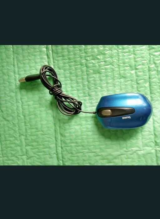 Mouse optic, USB - BENQ, in stare perfecta de functionare, dimensiuni foarte reduse, portabil/laptop.