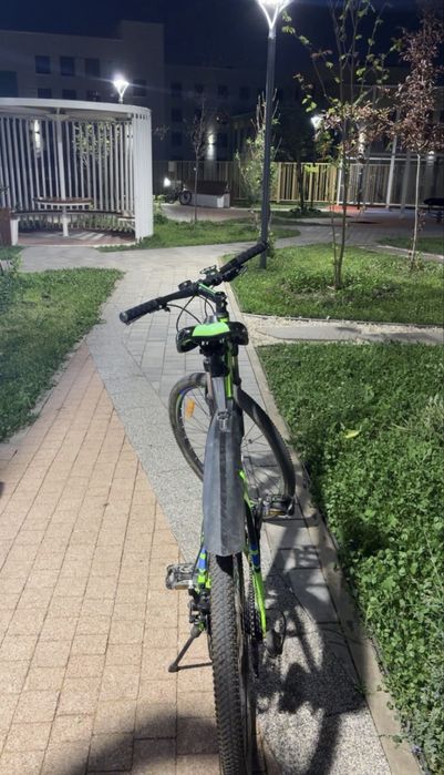 Велосипед в хорошем состояние