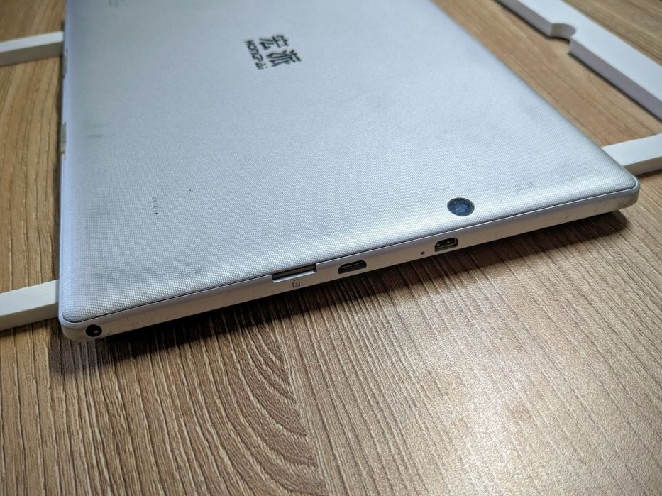 Планшет 10'' на Windows