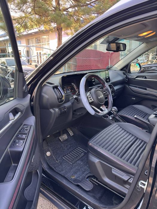Kia sonet 3 pozitsiya sotiladi prestige