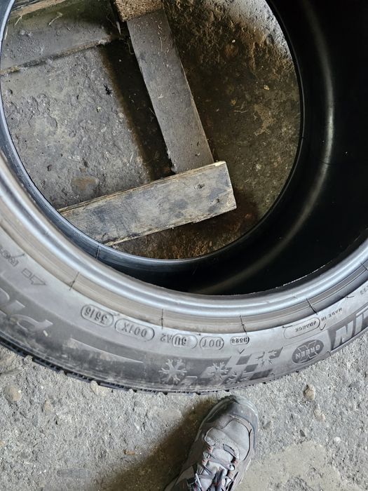 2 anvelope iarma 265 40 19 Michelin