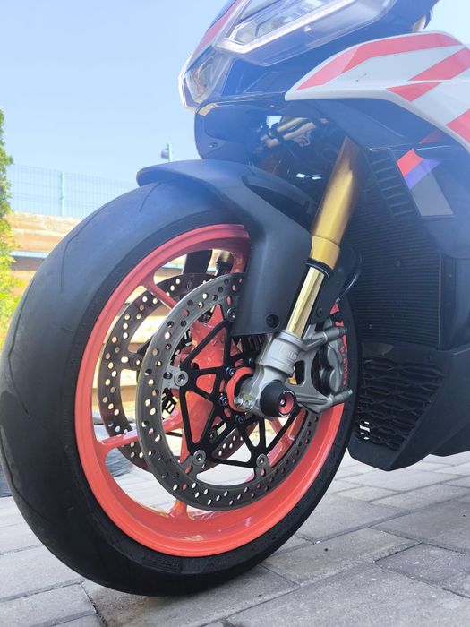 Aprilia Tuono 1100 V4 Factory Speedwhite