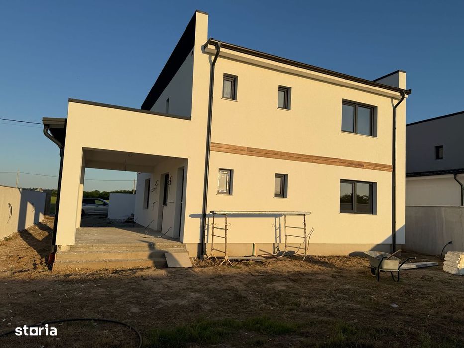 Vila P +E  ford -ionumi