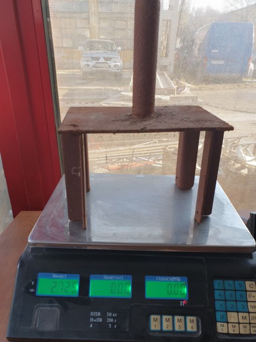 Вилици и триноги за кофраж и аксесоари