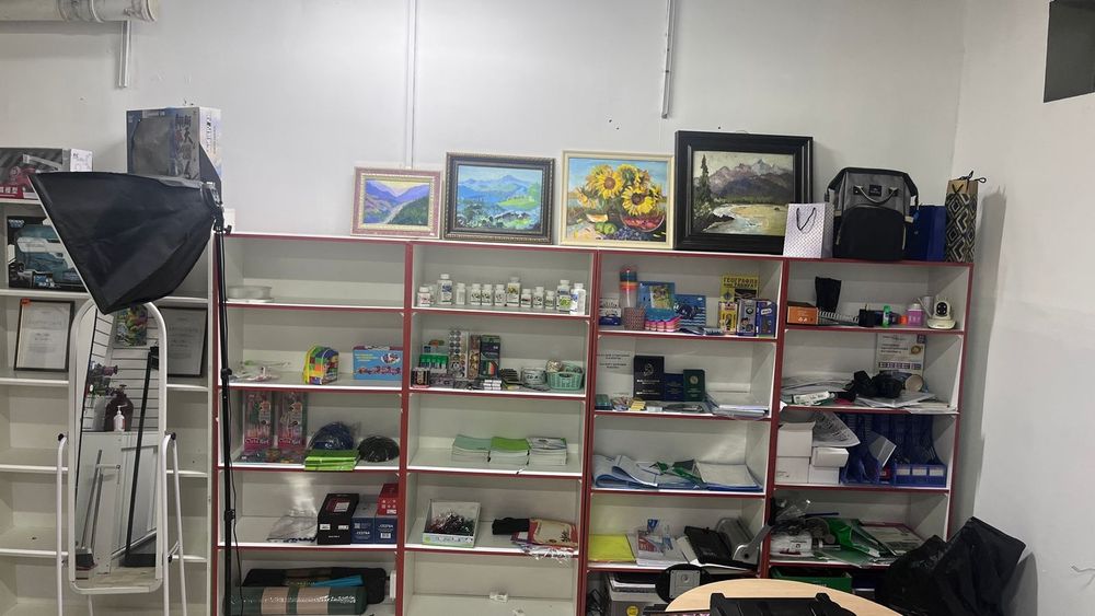 шкафы для магазина срочно