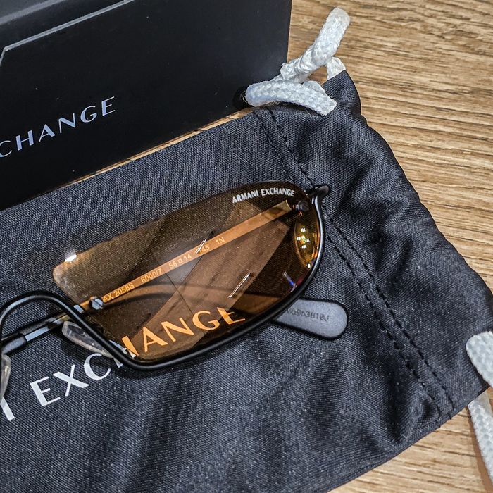 Оригинални слънчеви очила Armani Exchange