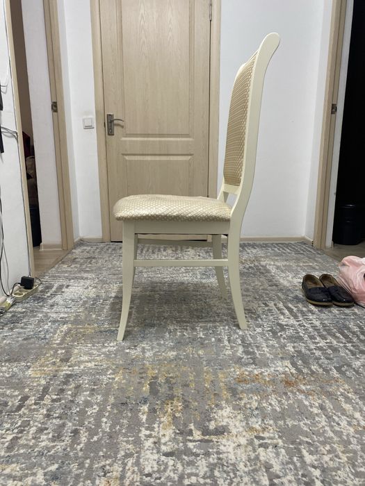 Стулья для гостиной комнаты