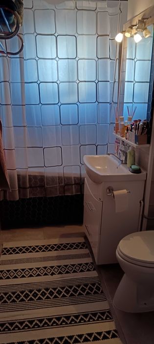 4 CAMERE | 78 MP | 2 Băi | Parcare |  Confectii