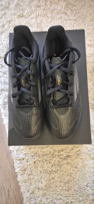 Стоножки  Adidas FT50 Club TF, цвят: черен-въг,  номер: 39 1/3