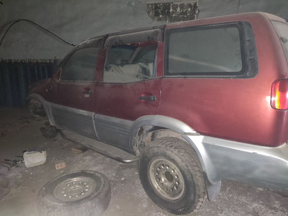 Ниссан мистраль на разбор