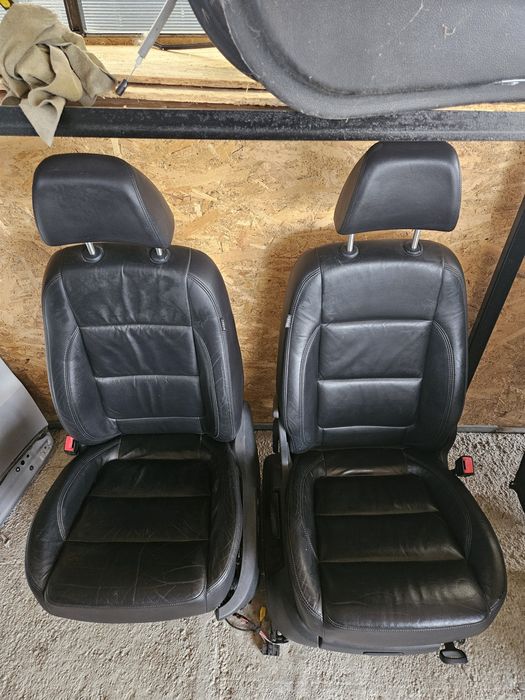 Interior scaune tiguan VOLAN STANGA nu ca celelalte de pe olx de angli