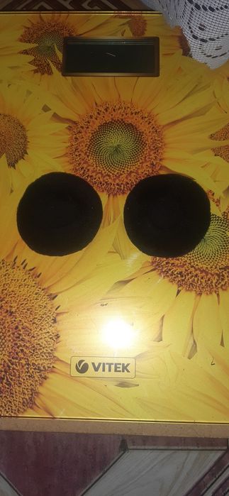 Амбюшуры  бархатные новые 50мм