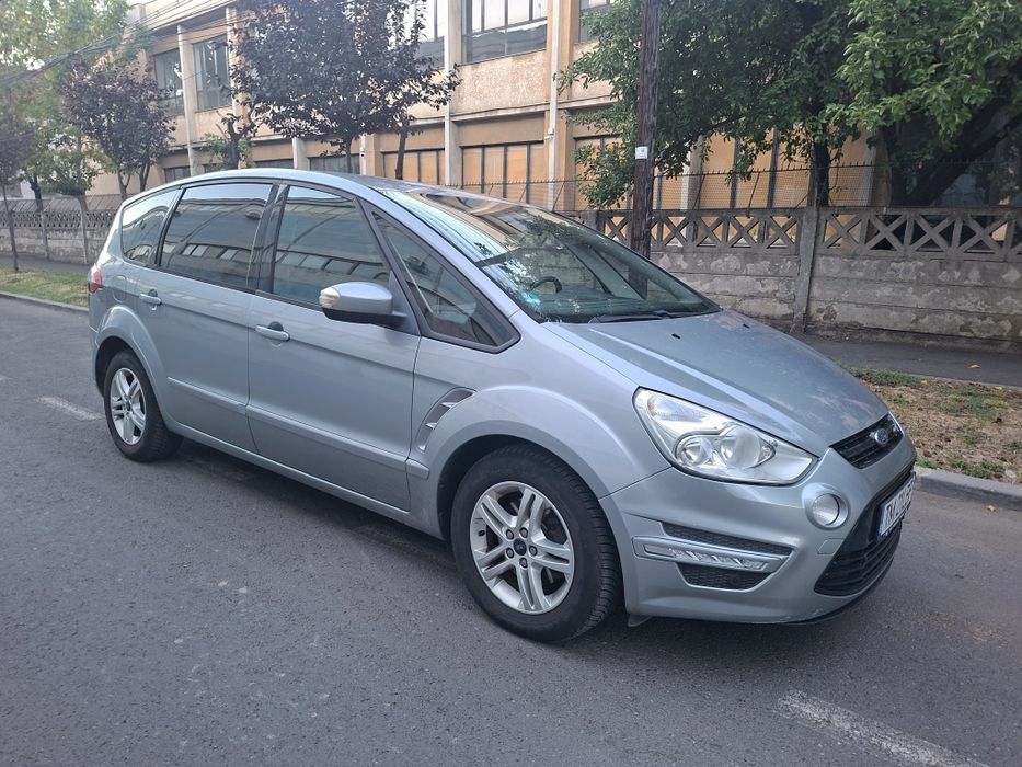 FORD S-max