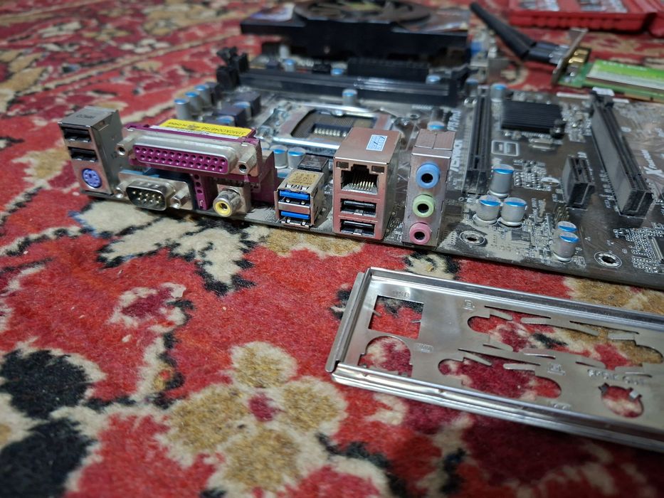 Материнка h61 p75, видеокарта gt 630, вай фай адаптер