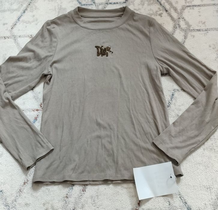 Продам базовые кофточки лонгслив новые