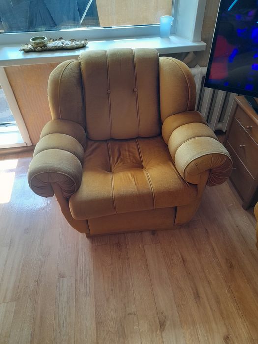 Мягкая гостинная мебель.