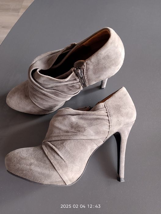 ZARA дамски боти