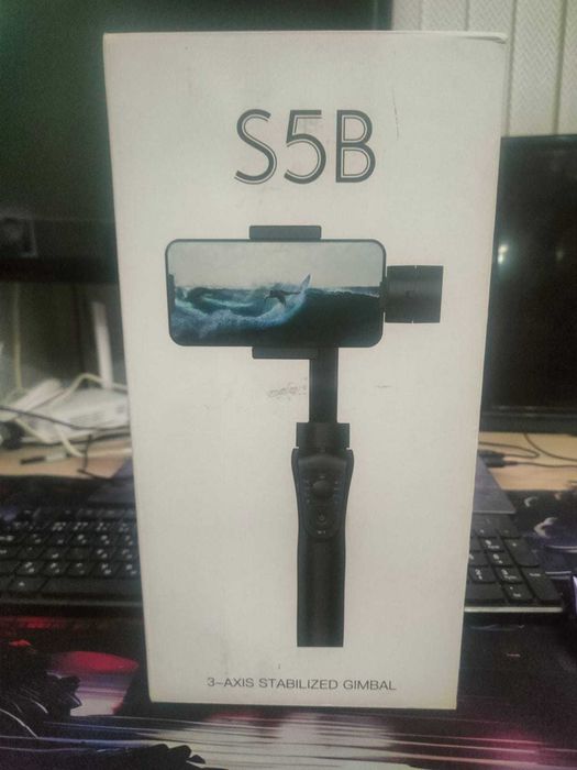 Продаю стабилизатор 3-axis stabilized gimbal S5B