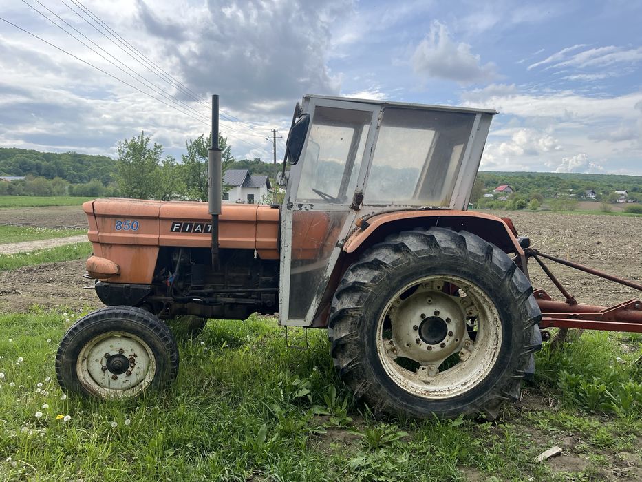 Tractor FIAT 850 + plug