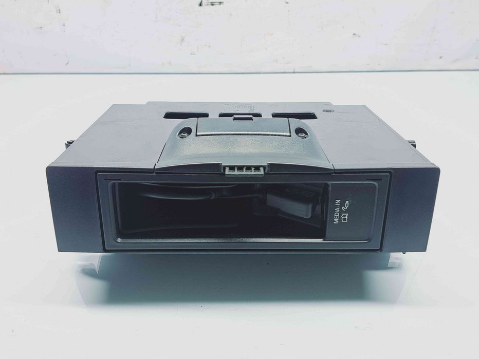 Modul multimedia Volkswagen Passat B7 (365) Variant [Fabr 2010-2014]