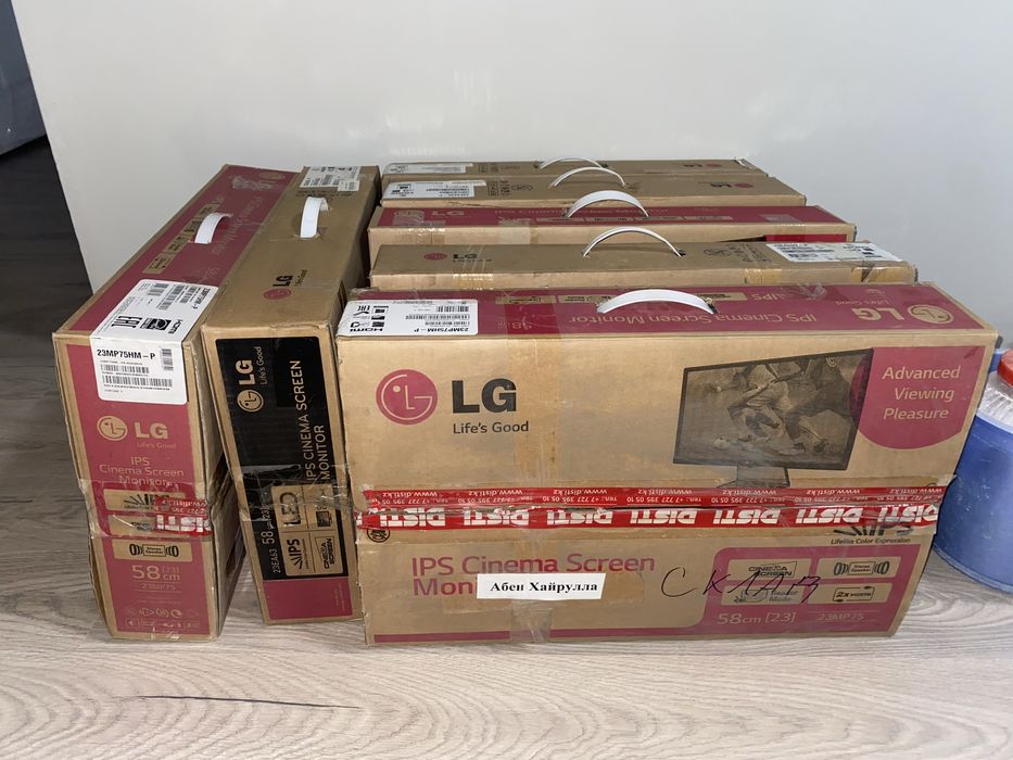 Монитор LG Wind8