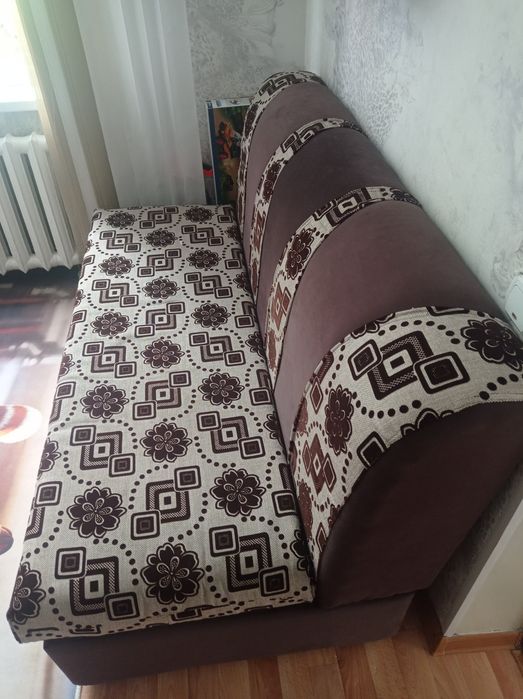 Жазылмалы диван сатылады