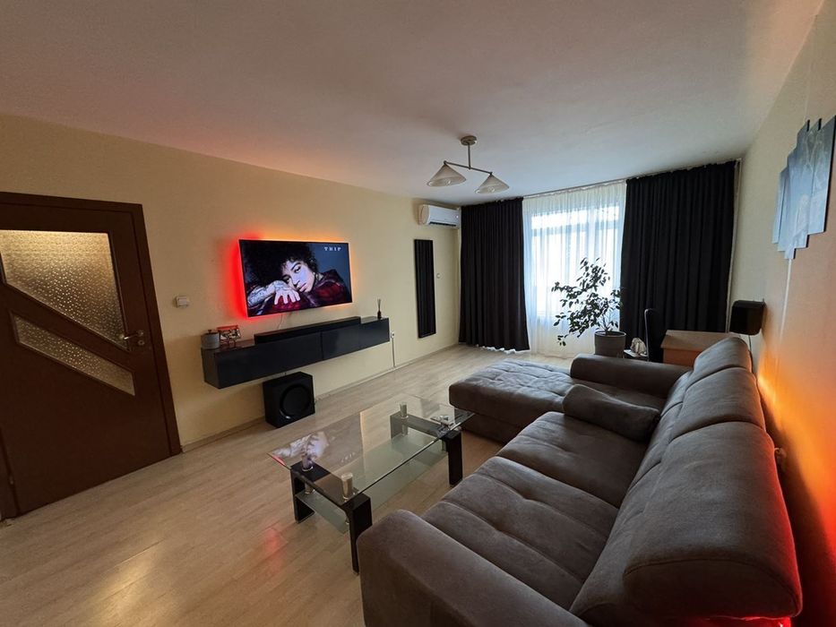 Продава се Двустаен апартамент в София, Люлин 6 - 75 кв.м за 2214 €/кв.м - Снимка #5