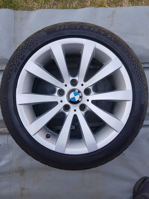 Roti complete BMW Seria 3, vara Sportiva, dimesiuni anvelope  225/45R17, DOT 2022, Profil: 2 anv. 7,5mm si 2 anv. 5mm